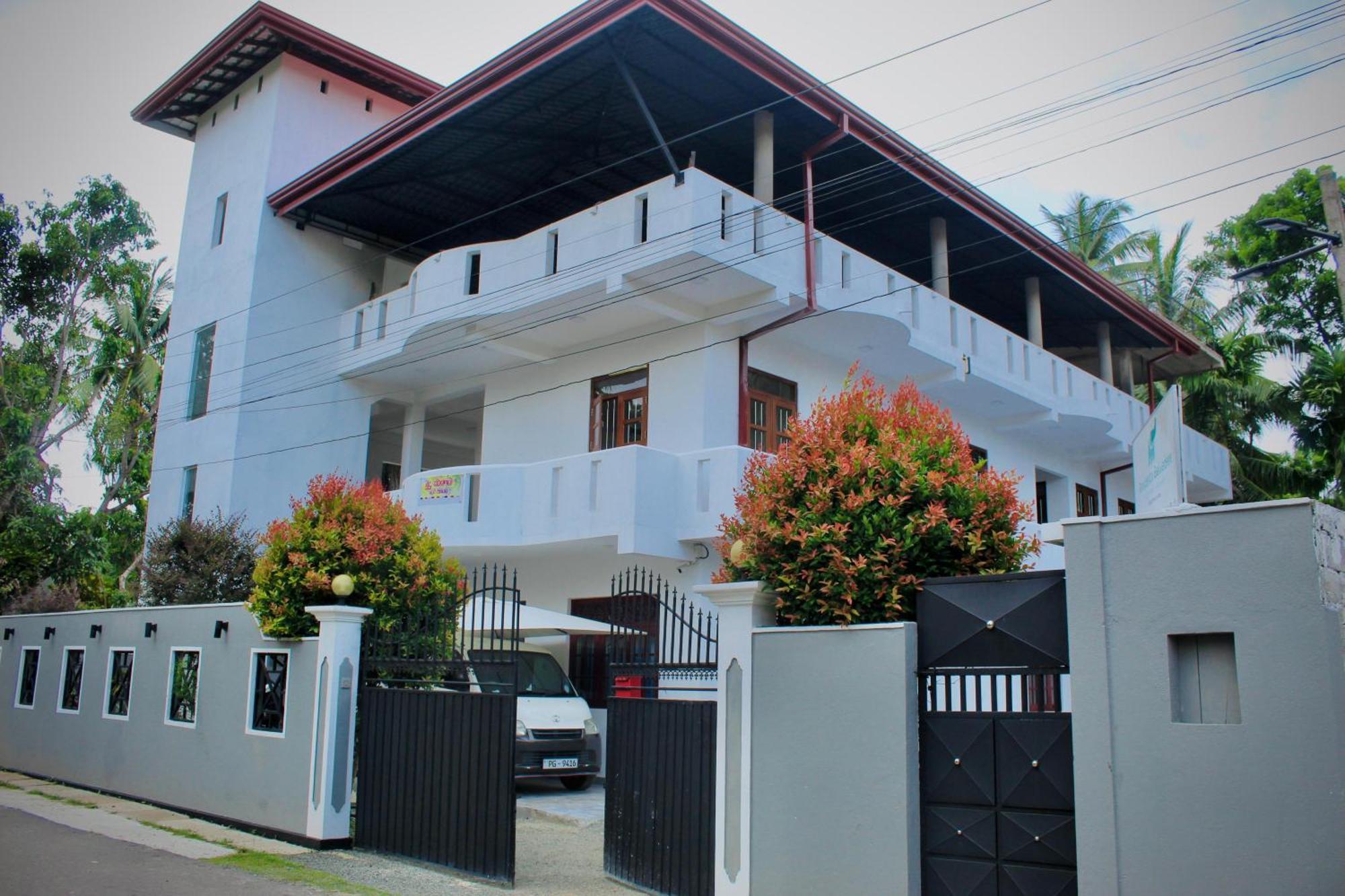 Residenza Belvedere Хиккадува Экстерьер фото